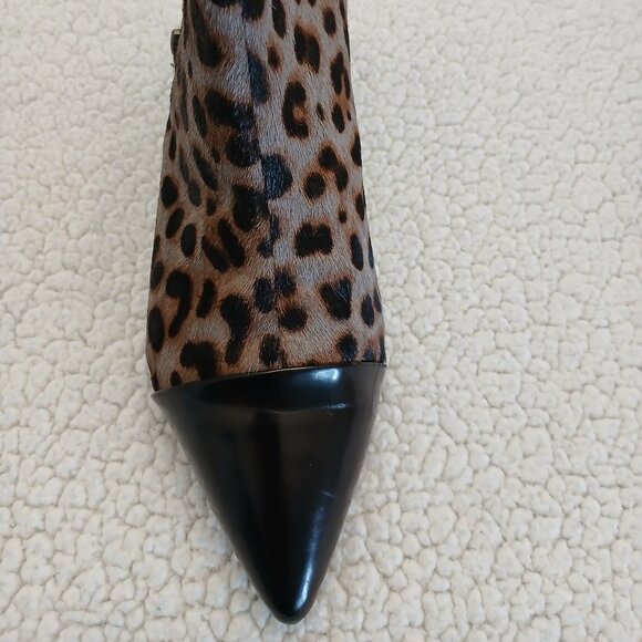 Nine West Calf Fur Animal Print Ankle Boots in Black and Gray - size 9.5 - Picture 2 of 5